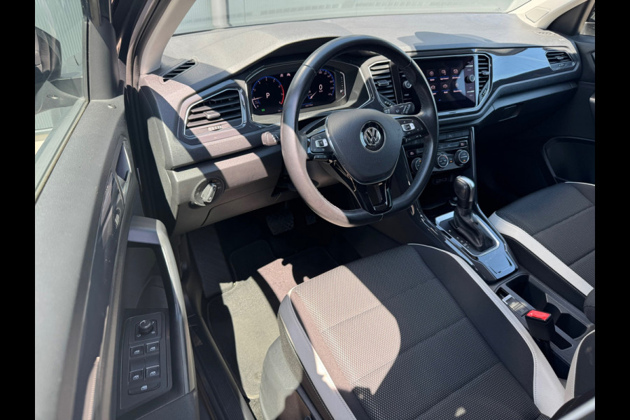 Volkswagen T-Roc 1.5 TSI Automaat Sport * Virtual Cockpit * Carplay * Full Led * Adaptieve Cruise *