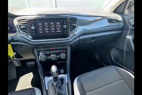 Volkswagen T-Roc 1.5 TSI Automaat Sport * Virtual Cockpit * Carplay * Full Led * Adaptieve Cruise *