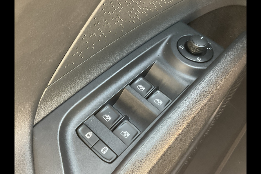 Škoda ENYAQ iV 80 Soh 91% Carplay Pano.dak Trekhaak Adap.Cruise HUD Stoelverw+Ventilatie Leer BOMVOL!