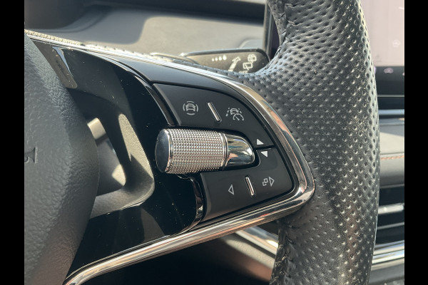 Škoda ENYAQ iV 80 Soh 91% Carplay Pano.dak Trekhaak Adap.Cruise HUD Stoelverw+Ventilatie Leer BOMVOL!