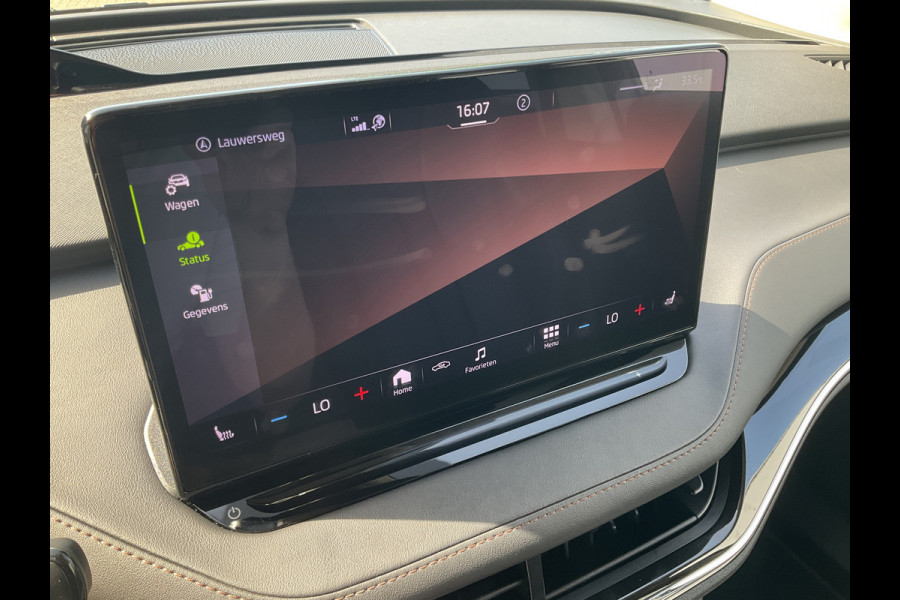 Škoda ENYAQ iV 80 Soh 91% Carplay Pano.dak Trekhaak Adap.Cruise HUD Stoelverw+Ventilatie Leer BOMVOL!