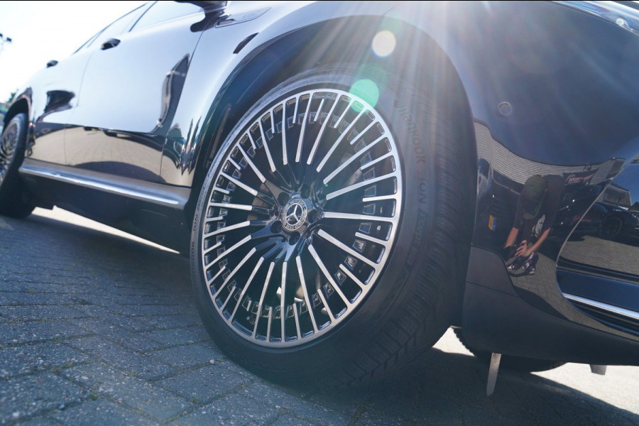 Mercedes-Benz EQC 400 4MATIC AMG Line Premium Plus 80 kWh |Camera | Lane assist | Stoelverwarming