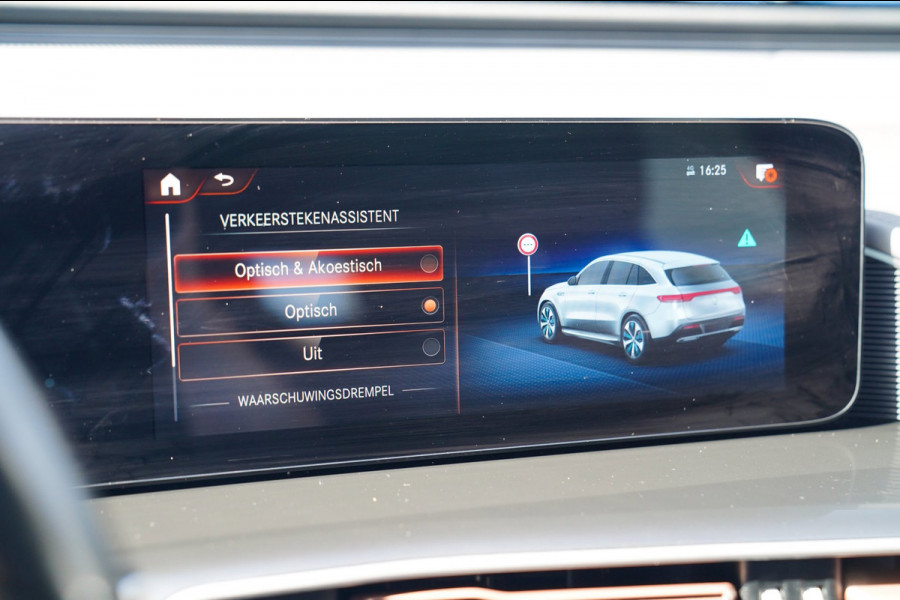 Mercedes-Benz EQC 400 4MATIC AMG Line Premium Plus 80 kWh |Camera | Lane assist | Stoelverwarming