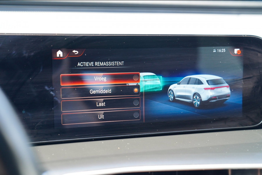 Mercedes-Benz EQC 400 4MATIC AMG Line Premium Plus 80 kWh |Camera | Lane assist | Stoelverwarming