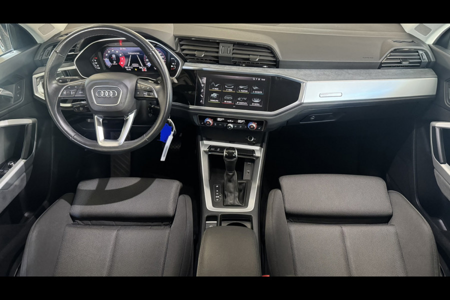 Audi Q3 Sportback 35 TFSI S-line Adaptive cruise Digitaal dashboard Led Clima Stoelverwarming Carplay