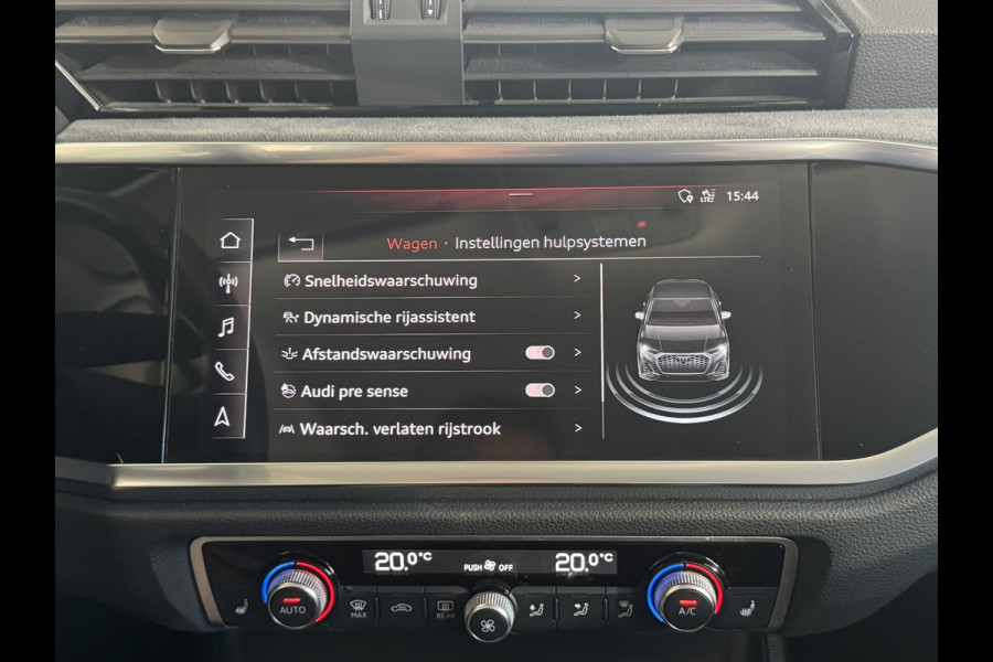 Audi Q3 Sportback 35 TFSI S-line Adaptive cruise Digitaal dashboard Led Clima Stoelverwarming Carplay