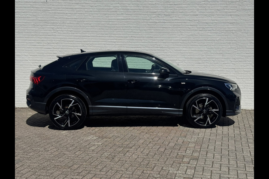 Audi Q3 Sportback 35 TFSI S-line Adaptive cruise Digitaal dashboard Led Clima Stoelverwarming Carplay