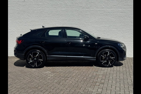 Audi Q3 Sportback 35 TFSI S-line Adaptive cruise Digitaal dashboard Led Clima Stoelverwarming Carplay