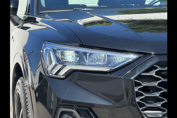 Audi Q3 Sportback 35 TFSI S-line Adaptive cruise Digitaal dashboard Led Clima Stoelverwarming Carplay