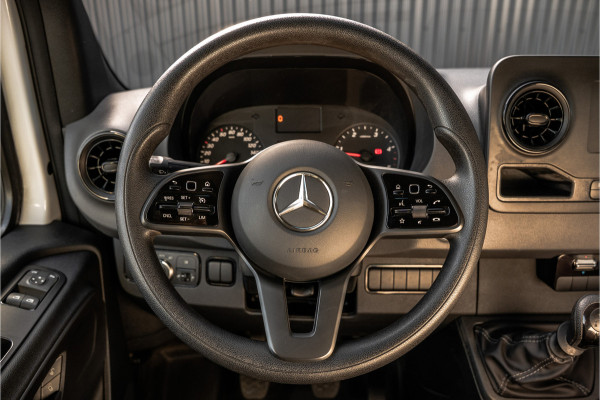 Mercedes-Benz Sprinter 316 CDI | 163 PK | Bakwagen met laadklep | NL auto | Camera | Cruise | Mbux | Climatronic