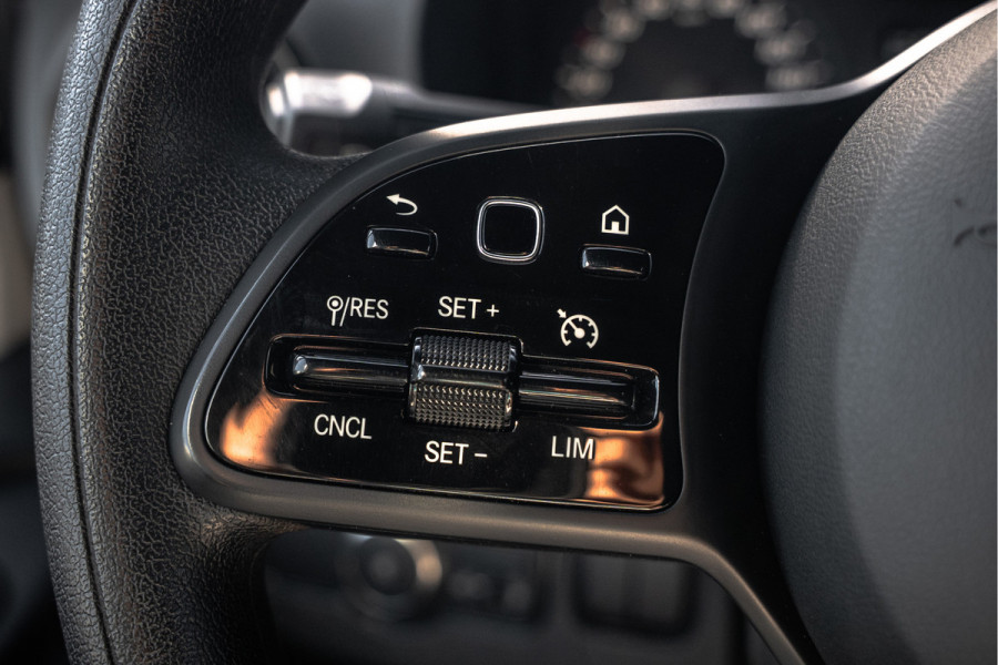 Mercedes-Benz Sprinter 316 CDI | 163 PK | Bakwagen met laadklep | NL auto | Camera | Cruise | Mbux | Climatronic