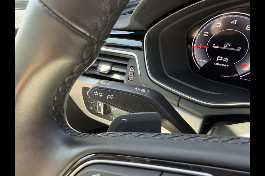 Audi A4 Avant 35 TFSI Business Edition / Automaat / Afn. Trekhaak (1.500KG) / Carplay / Camera /