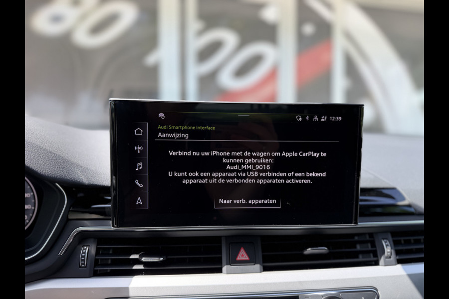 Audi A4 Avant 35 TFSI Business Edition / Automaat / Afn. Trekhaak (1.500KG) / Carplay / Camera /