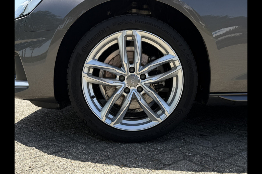 Audi A4 Avant 35 TFSI Business Edition / Automaat / Afn. Trekhaak (1.500KG) / Carplay / Camera /