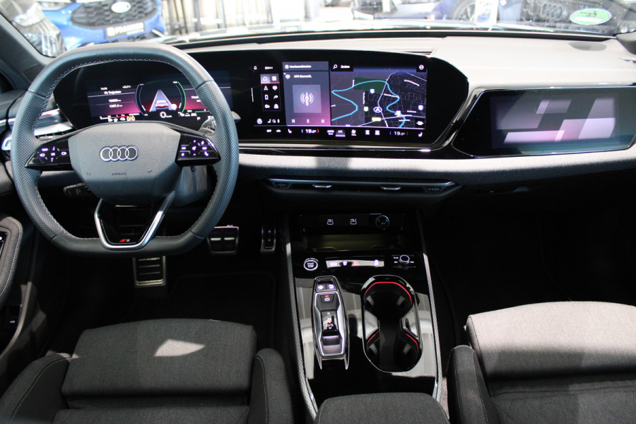 Audi A5 Limousine 2.0 e-hybrid quattro S edition | Trekhaak | Origineel NL |  Stoelverwarming | Elek. achterklep |
