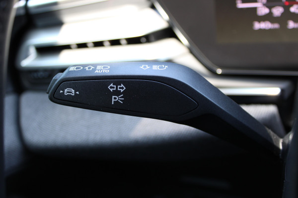 Audi A5 Limousine 2.0 e-hybrid quattro S edition | Trekhaak | Origineel NL |  Stoelverwarming | Elek. achterklep |