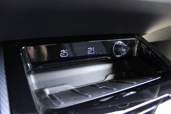Audi A5 Limousine 2.0 e-hybrid quattro S edition | Trekhaak | Origineel NL |  Stoelverwarming | Elek. achterklep |