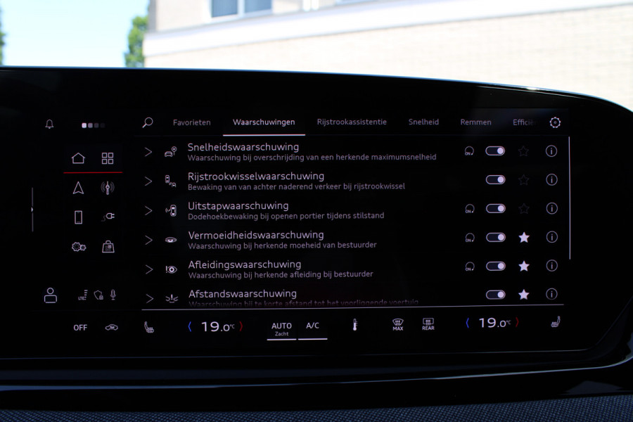 Audi A5 Limousine 2.0 e-hybrid quattro S edition | Trekhaak | Origineel NL |  Stoelverwarming | Elek. achterklep |
