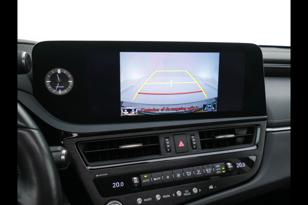 Lexus ES 300h Business Line (INCL-BTW) Aut. *PANO | LEATHER | FULL-LED | ADAPTIVE-CRUISE | BLINDSPOT | KEYLESS | CAMERA | HEATED-COMFORTSEATS | NAVI-FULLMAP | PRIVACY-GLASS | SHIFTPADDLES | ECC | PDC | 19''ALU*