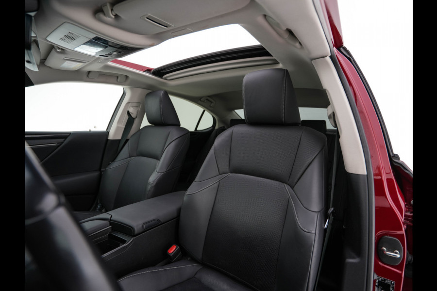 Lexus ES 300h Business Line (INCL-BTW) Aut. *PANO | LEATHER | FULL-LED | ADAPTIVE-CRUISE | BLINDSPOT | KEYLESS | CAMERA | HEATED-COMFORTSEATS | NAVI-FULLMAP | PRIVACY-GLASS | SHIFTPADDLES | ECC | PDC | 19''ALU*