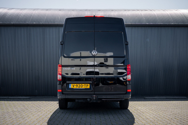 Volkswagen Crafter 2.0 TDI L3H3 | Automaat | 177 PK | Highline | LED | Camera | Carplay | PDC | Trekhaak