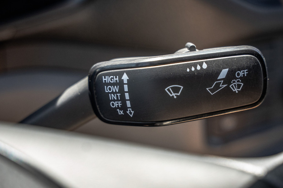 Volkswagen Crafter 2.0 TDI L3H3 | Automaat | 177 PK | Highline | LED | Camera | Carplay | PDC | Trekhaak