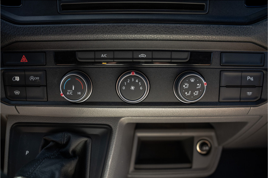 Volkswagen Crafter 2.0 TDI L3H3 | Automaat | 177 PK | Highline | LED | Camera | Carplay | PDC | Trekhaak