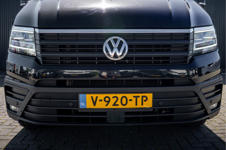Volkswagen Crafter 2.0 TDI L3H3 | Automaat | 177 PK | Highline | LED | Camera | Carplay | PDC | Trekhaak