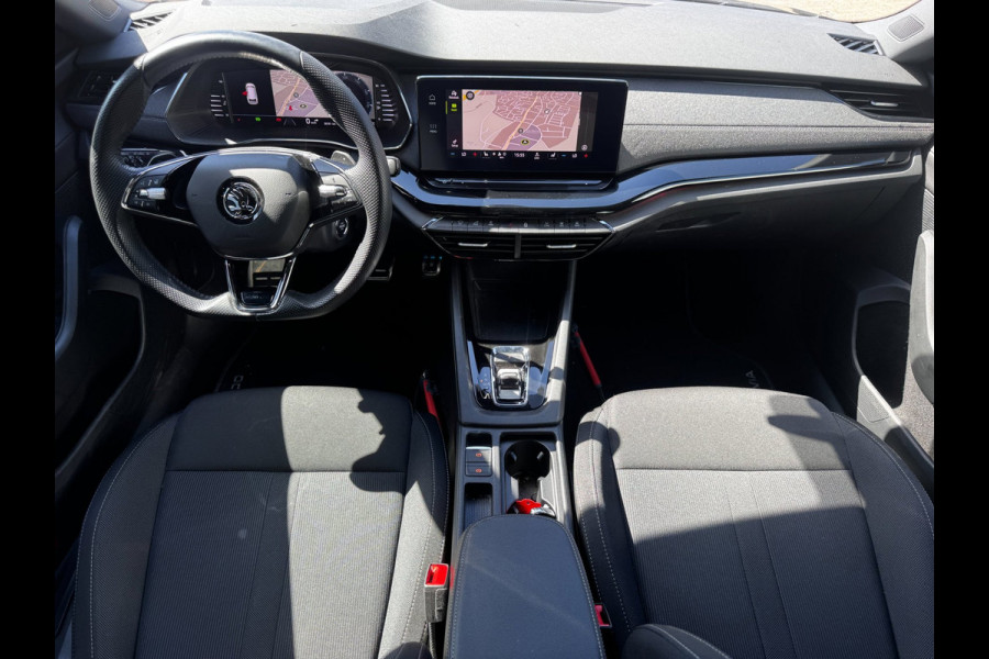 Škoda Octavia Combi 1.5 e-TSI Sportline Business | 150 PK | NL-Auto | Stoelverwarming | Virtual Cockpit | Navigatie | 1e Eigenaar