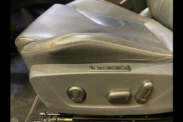 Škoda ENYAQ iV 80|90% SOH|GROTE ACCU|ACC|LEDER|ELEK.INTERIEUR+TREKHAAK|STUUR+STOELVERWARMING V+A|CAMERA|CARPLAY|NL|NAP|1 EIGENAAR|