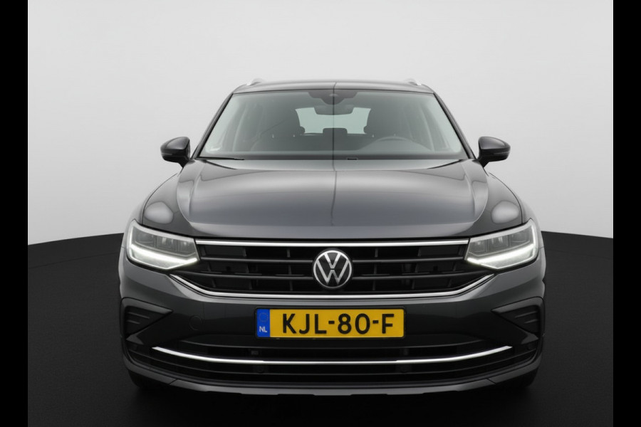 Volkswagen Tiguan TSI 245PK HYBRIDE DSG LIFE TREKHAAK/NAVI/VIRTUAL/SFEERVERL.
