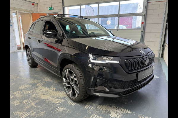 Škoda Karoq 1.5 TSI ACT Sportline Business Automaat, Panoramadak, Stoelverwarming