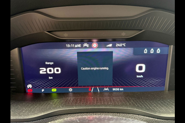 Škoda Karoq 1.5 TSI ACT Sportline Business Automaat, Panoramadak, Stoelverwarming