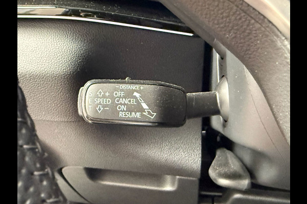 Škoda Karoq 1.5 TSI ACT Sportline Business Automaat, Panoramadak, Stoelverwarming