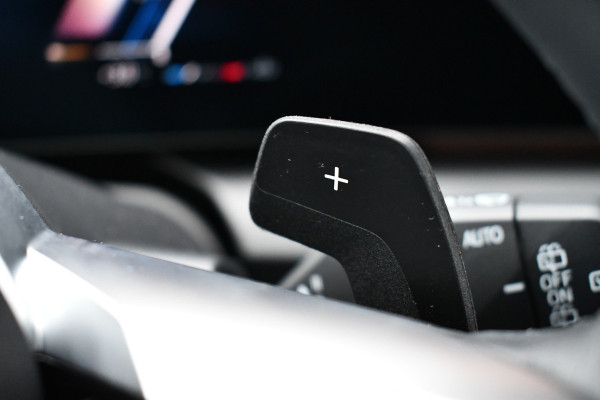 BMW 1-serie 120 M-Sport Pano ACC 360 HUD Shadowline 18inch