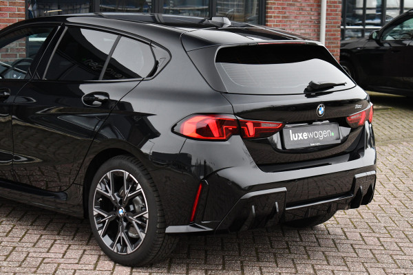 BMW 1-serie 120 M-Sport Pano ACC 360 HUD Shadowline 18inch