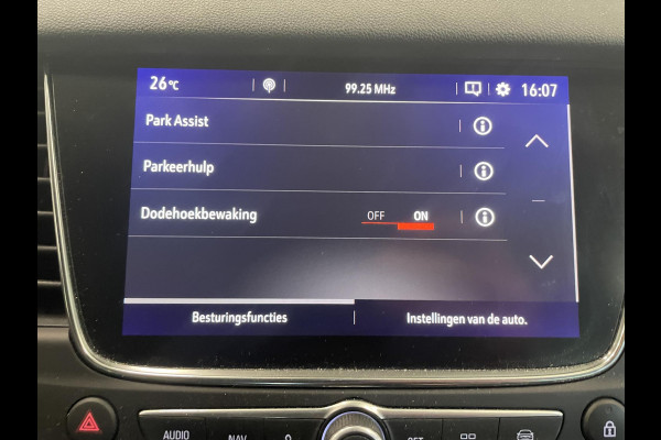 Opel Grandland X 1.2 Turbo Ultimate Trekhaak Leder Stoelventilatie Camera Navigatie Stoelverwarming Voor en Achter DENON Audio Cruise Control LED Koplampen Keyless Entry Stuurwielverwarming 19 Inch