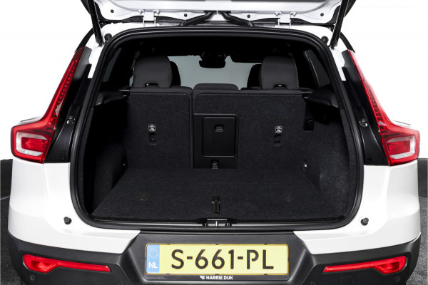 Volvo XC40 Recharge Plus 70 kWh Orig. NL | Dig. Cockpit | Adapt. Cruise | Stoel-+Stuurverw. | Elek. Klep | PDC | Camera | NAV+App. Connect | ECC | LM 19" |