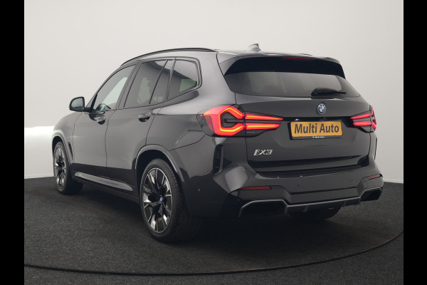 BMW iX3 M Sport 80 kWh 286pk Dealer O.H. | Trekhaak Af Fabriek | Panodak | Head Up | Adaptive Cruise | 360 Camera | Harman / Kardon | Lederen Sportstoelen Memory & Verwarmd | Laser LED | Stuur Verwarmd | Keyless | Blis | Sfeerverlichting | 20"L.M |