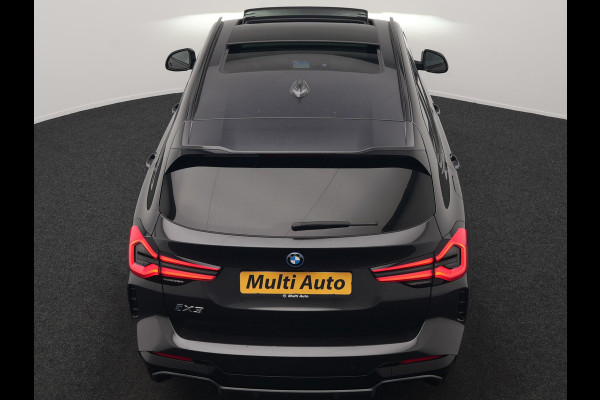BMW iX3 M Sport 80 kWh 286pk Dealer O.H. | Trekhaak Af Fabriek | Panodak | Head Up | Adaptive Cruise | 360 Camera | Harman / Kardon | Lederen Sportstoelen Memory & Verwarmd | Laser LED | Stuur Verwarmd | Keyless | Blis | Sfeerverlichting | 20"L.M |