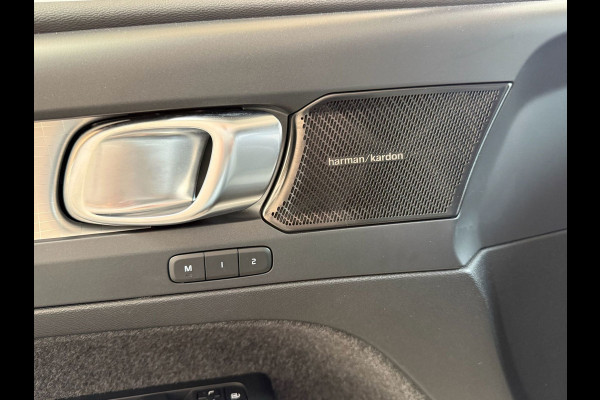 Volvo XC40 1.5 T4 Recharge Dark Plus Automaat, Camera, Stoelverwarming