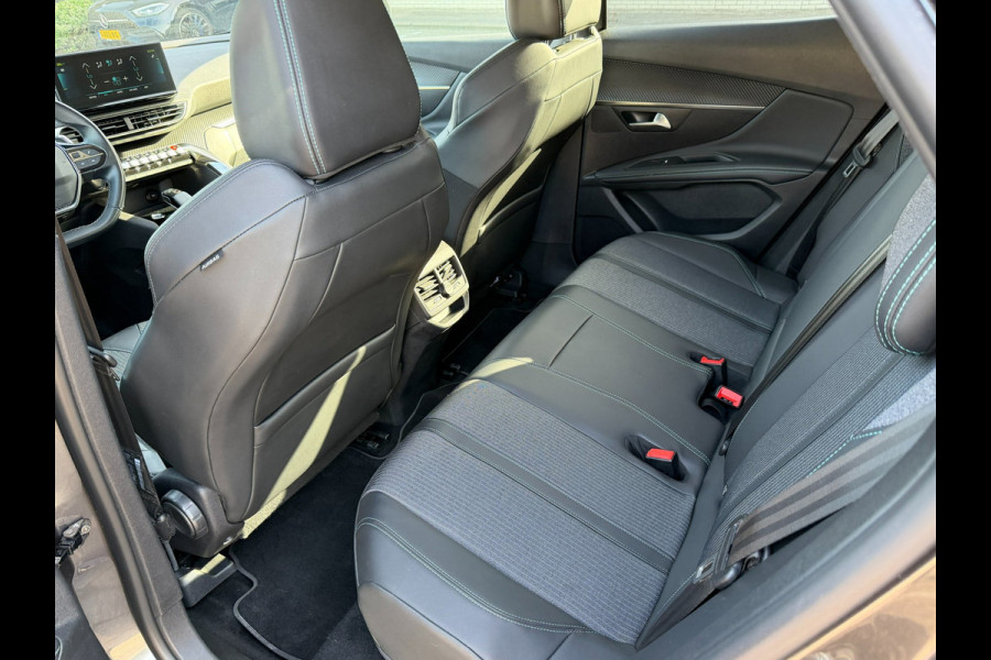Peugeot 3008 1.6 HYbrid 225 Allure