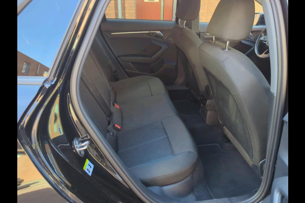 Audi A3 Sportback 30 TFSI Pro Line NL-AUTO | PDC | CARPLAY