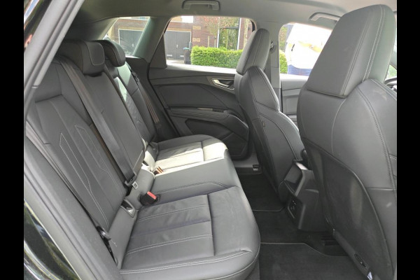Audi Q4 e-tron 40 Launch edition Advanced Plus 77 kWh NL-AUTO | PDC | VOL. LEDER