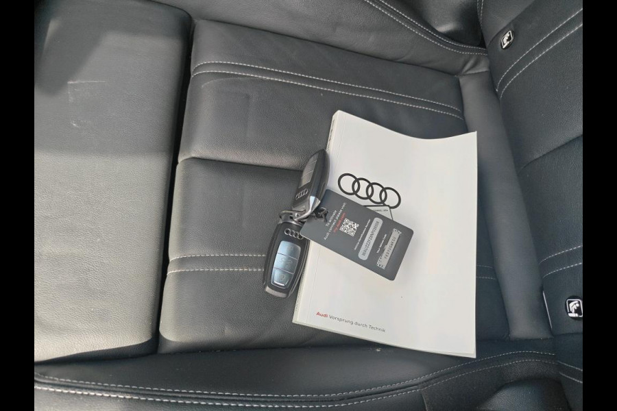 Audi Q4 e-tron 40 Launch edition Advanced Plus 77 kWh NL-AUTO | PDC | VOL. LEDER