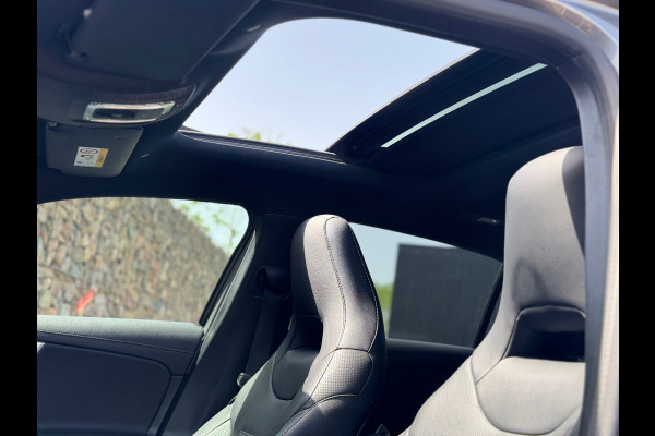 Mercedes-Benz A-Klasse 200 AMG 45 Styling Panoramadak Burmester CarPlay Sfeer 360 WideScreen Memory
