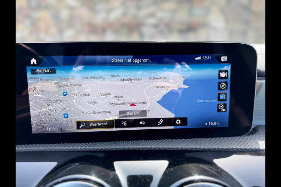 Mercedes-Benz A-Klasse 200 AMG 45 Styling Panoramadak Burmester CarPlay Sfeer 360 WideScreen Memory