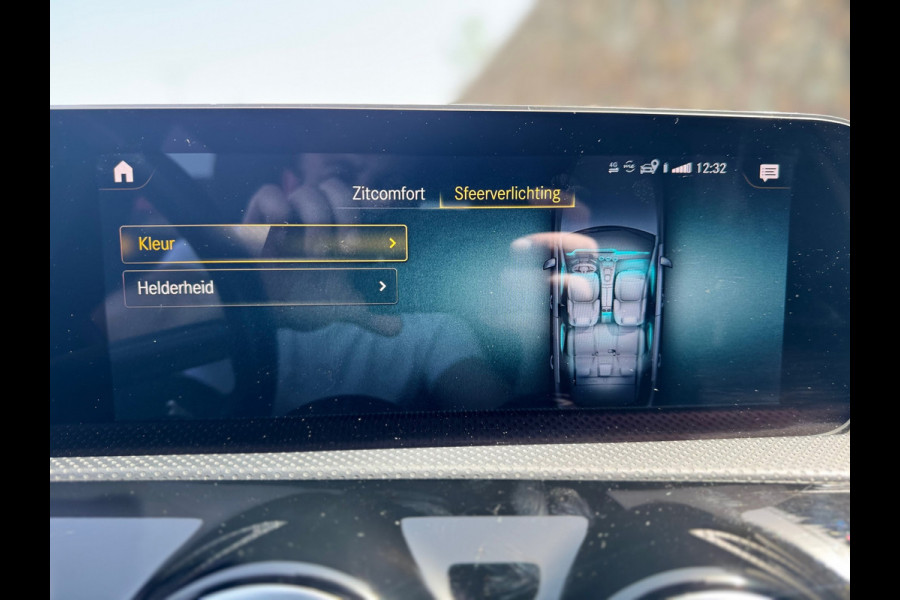 Mercedes-Benz A-Klasse 200 AMG 45 Styling Panoramadak Burmester CarPlay Sfeer 360 WideScreen Memory
