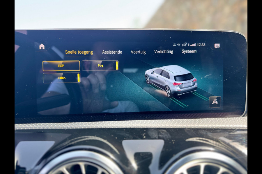 Mercedes-Benz A-Klasse 200 AMG 45 Styling Panoramadak Burmester CarPlay Sfeer 360 WideScreen Memory