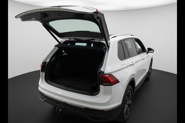 Volkswagen Tiguan e-Hybrid 245PK DSG LIFE VIRTUAL/PANORAMADAK/TREKHAAK/HEAD-UP